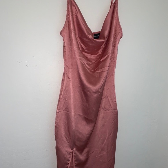 PrettyLittleThing Dresses & Skirts - Rose strappy satin cowl midi dress
